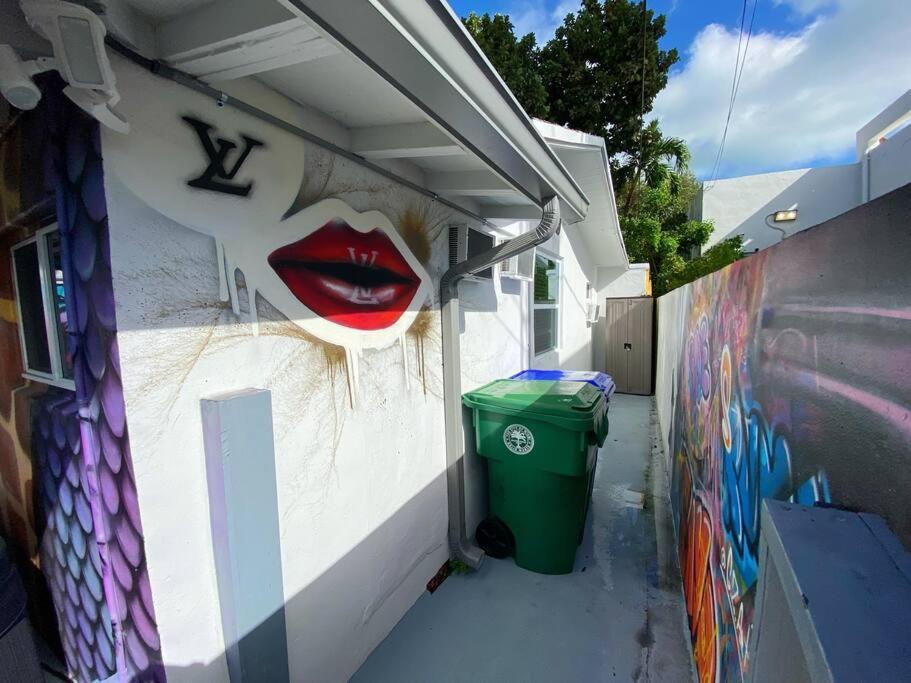 Cozy & Colorful Miami Art Canvas W/Hottub & Murals Ngoại thất bức ảnh