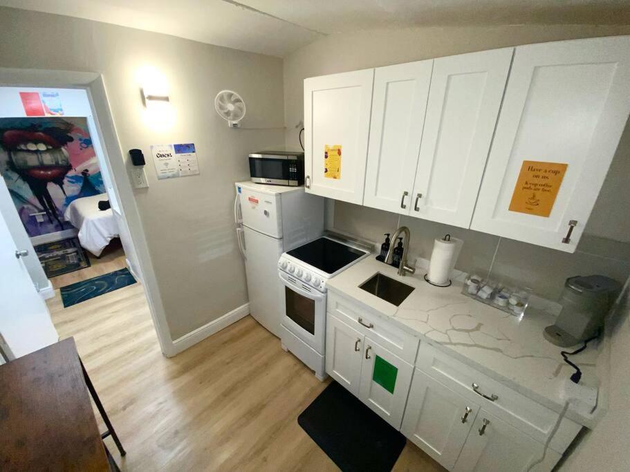 Cozy & Colorful Miami Art Canvas W/Hottub & Murals Ngoại thất bức ảnh